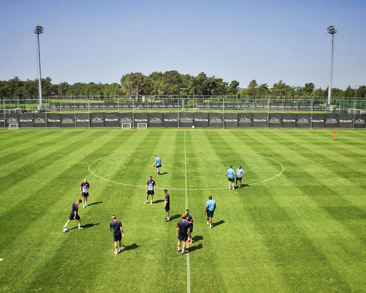 gloria golf ve futbol sahaları belek